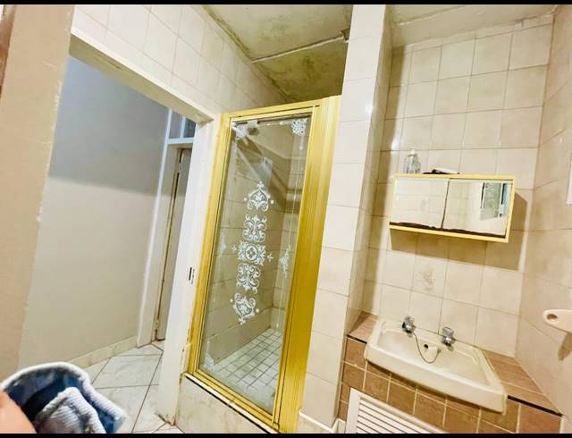 2 BEDROOM APARTMENT BLOCK FOR SALE IN SOUTH BEACH